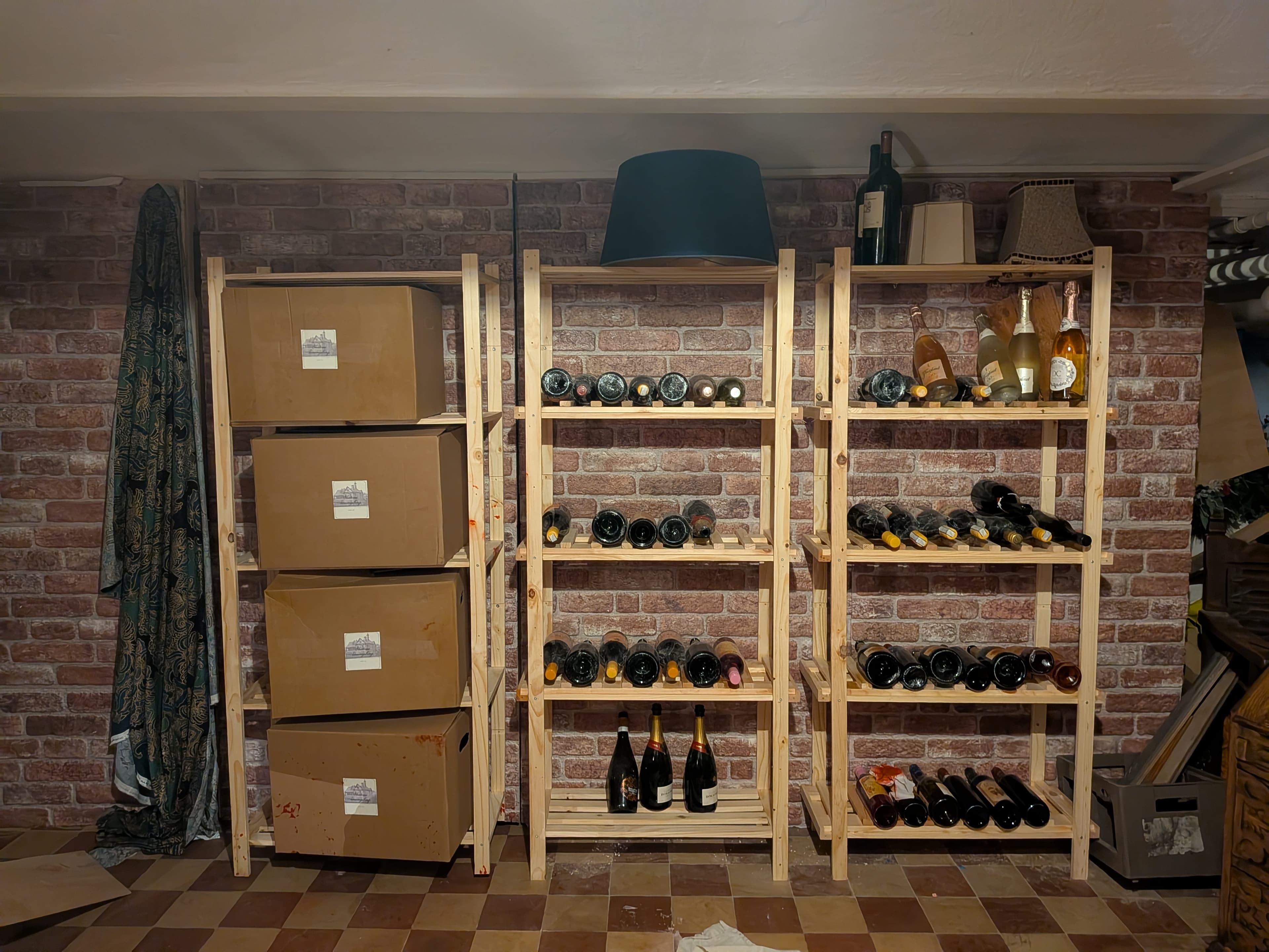 1. Attaching decorative fake wall and building wooden wine cellars.